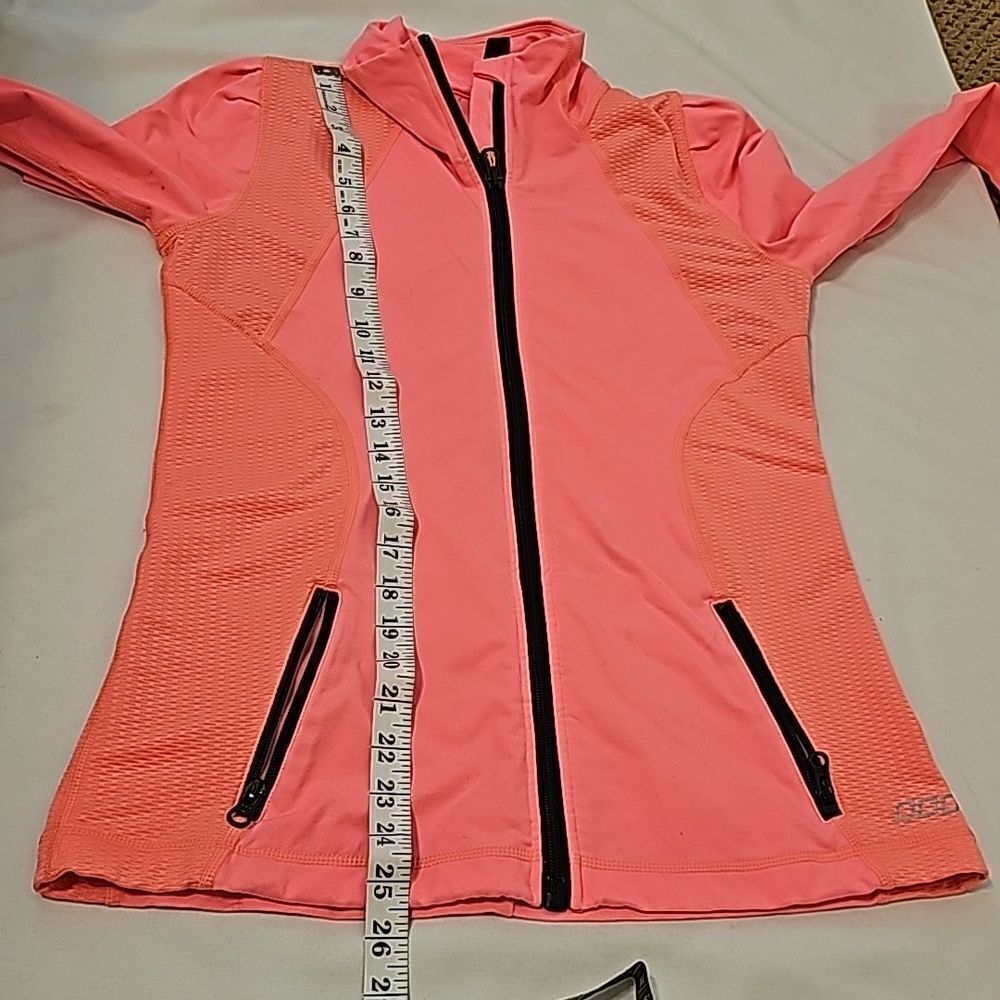 Lorna Jane jacket medium - Picture 10 of 11